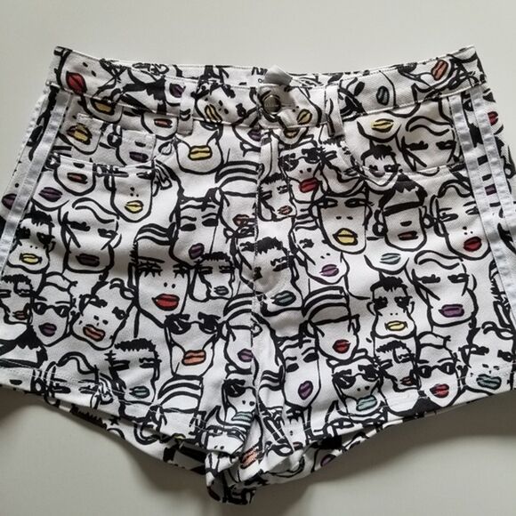 Adidas x Fiorucci Highlight Face Jean Shorts size Medium - Picture 11 of 11